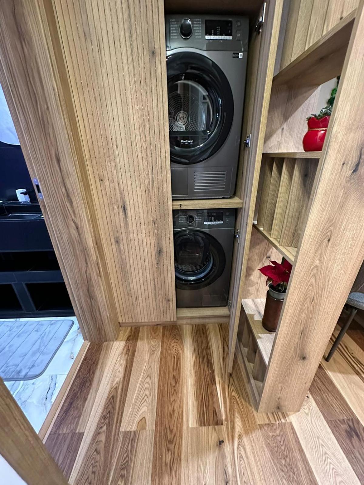 Apartament De Lux Andre Sibiu Esterno foto
